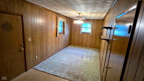 Bonus room at 5939 N Heritage Lane, Alexandria, IN