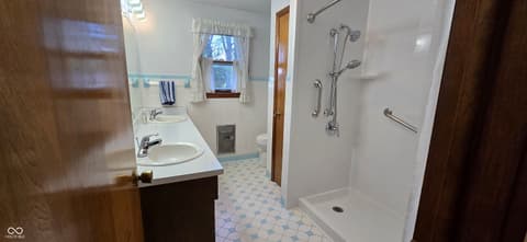 Bathroom at 5939 N Heritage Lane, Alexandria, IN