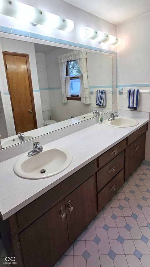 Bathroom at 5939 N Heritage Lane, Alexandria, IN