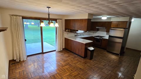 Kitchen at 5939 N Heritage Lane, Alexandria, IN