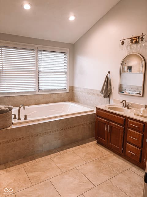 Photo of 3805 S Village Drive, New Palestine, IN