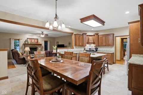 Photo of 4302 W Woodbridge Lane, New Palestine, IN