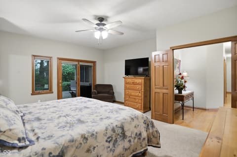 Photo of 4302 W Woodbridge Lane, New Palestine, IN