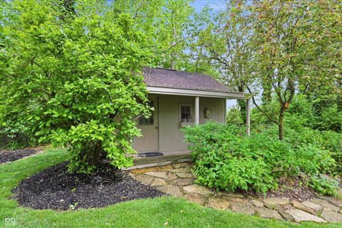 Photo of 4302 W Woodbridge Lane, New Palestine, IN