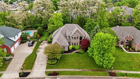 Photo of 4302 W Woodbridge Lane, New Palestine, IN