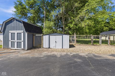 Out Buildings — 506 S Center Street, Plainfield, IN