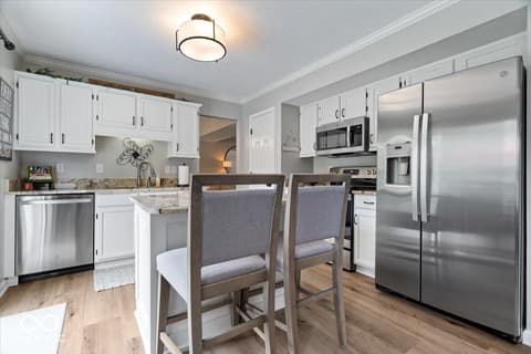 Photo of 6268 Valleyview Drive, Fishers, IN