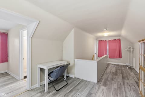 Bonus room at 226 S 6th Avenue, Beech Grove, IN