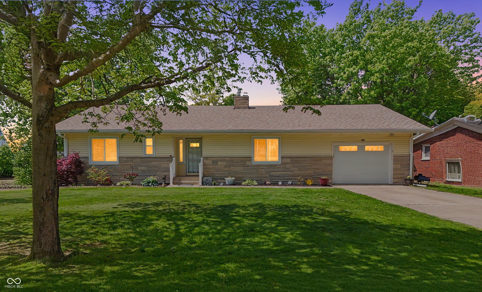 Front exterior at 115 Elm Drive, Covington, IN