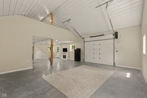 Garage at 115 Elm Drive, Covington, IN