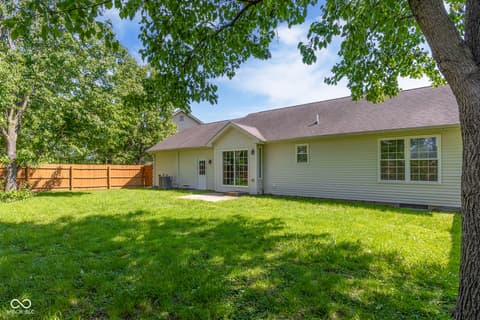 Photo of 2353 McClennan Court N, Columbus, IN