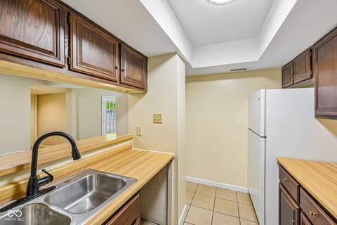 Photo of 3724 Tudor Park Drive, Indianapolis, IN