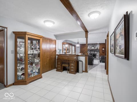 Photo of 6994 E County Line Road, Indianapolis, IN