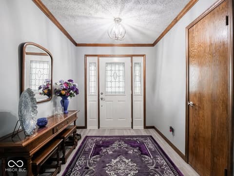 Photo of 6994 E County Line Road, Indianapolis, IN