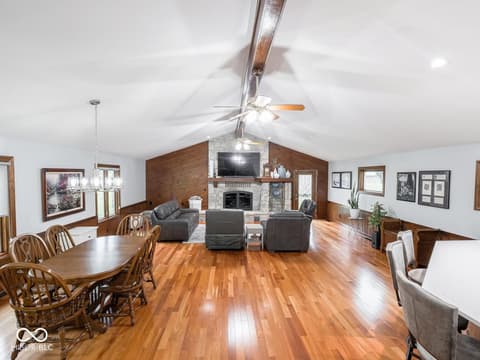 Photo of 6994 E County Line Road, Indianapolis, IN