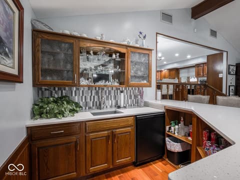 Photo of 6994 E County Line Road, Indianapolis, IN