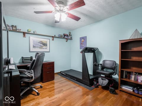 Photo of 6994 E County Line Road, Indianapolis, IN