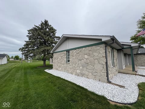 Photo of 6994 E County Line Road, Indianapolis, IN