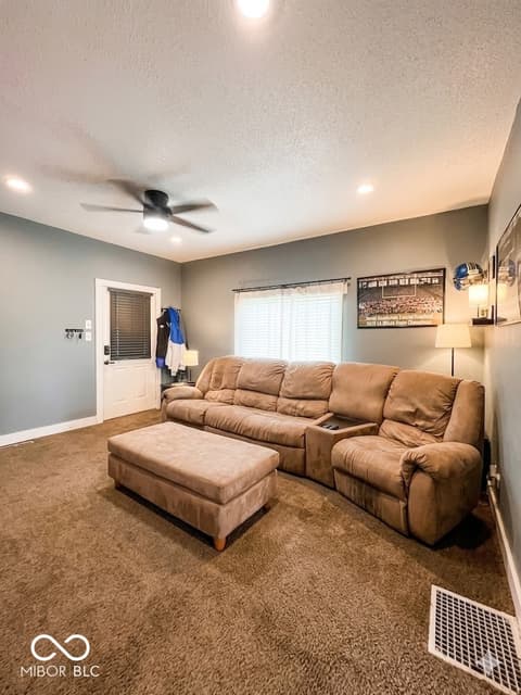 Photo of 209 N Grant Street, Cayuga, IN
