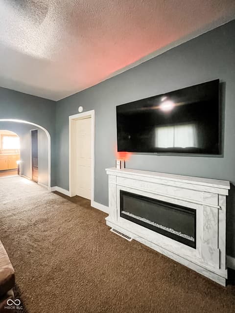Photo of 209 N Grant Street, Cayuga, IN