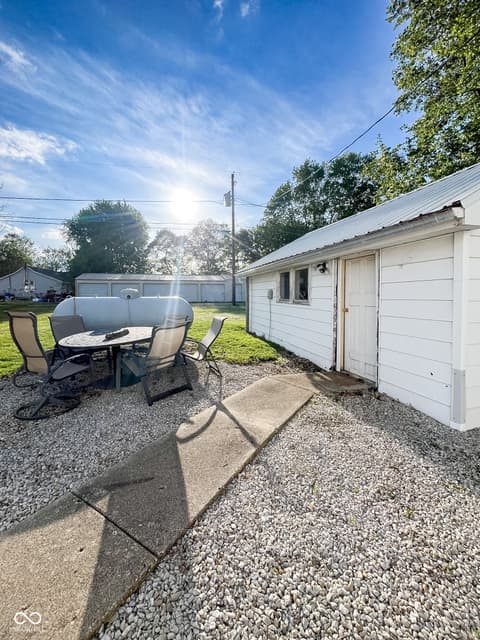 Photo of 209 N Grant Street, Cayuga, IN