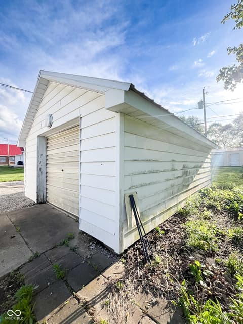 Photo of 209 N Grant Street, Cayuga, IN