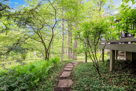 Photo of 9202 Fanchon Drive, Zionsville, IN
