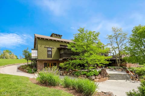 Photo of 9202 Fanchon Drive, Zionsville, IN