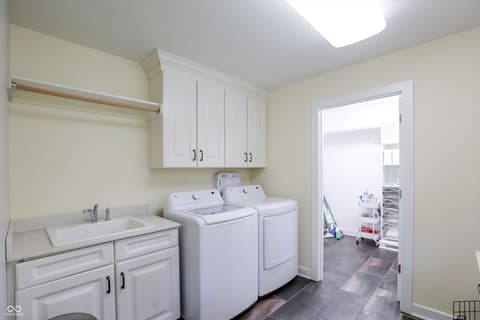 Photo of 9202 Fanchon Drive, Zionsville, IN