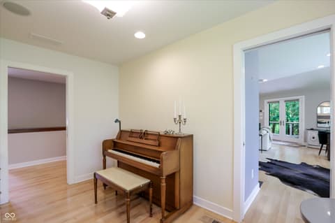 Photo of 9202 Fanchon Drive, Zionsville, IN
