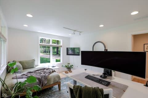 Photo of 9202 Fanchon Drive, Zionsville, IN