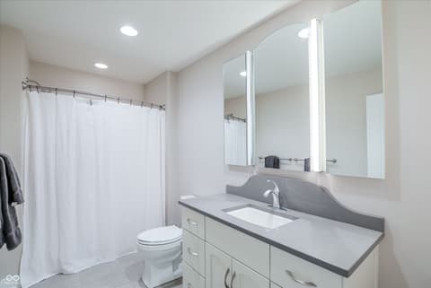 Photo of 9202 Fanchon Drive, Zionsville, IN
