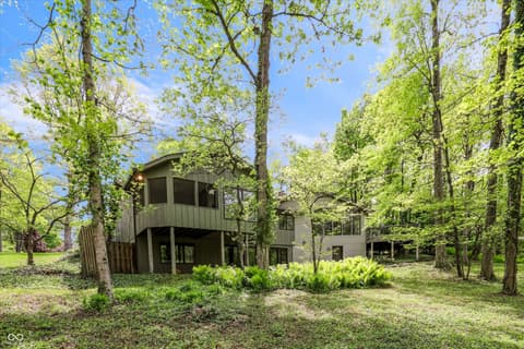 Photo of 9202 Fanchon Drive, Zionsville, IN