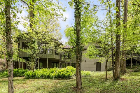 Photo of 9202 Fanchon Drive, Zionsville, IN