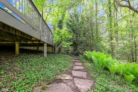 Photo of 9202 Fanchon Drive, Zionsville, IN