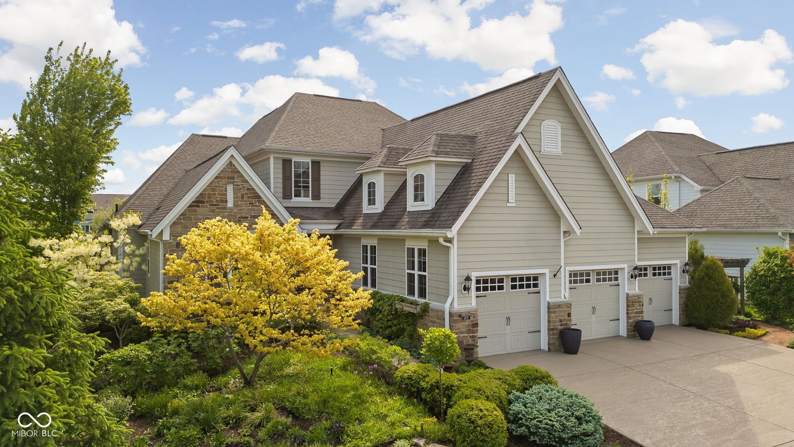 Photo of 3807 Sugar Pine Lane, Zionsville, IN