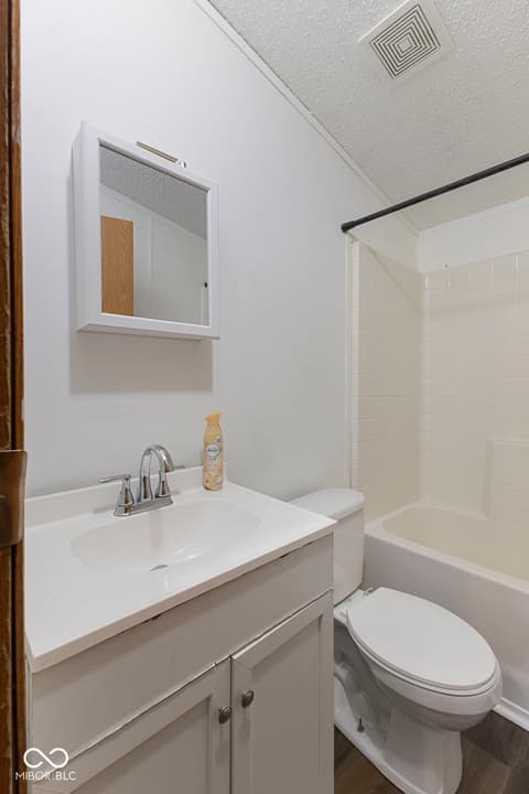 Photo of 4687 Breckenridge Drive, Columbus, IN