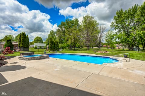 Pool at 1114 Rockwell Drive, Greenwood, IN