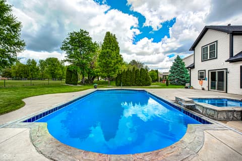 Pool at 1114 Rockwell Drive, Greenwood, IN