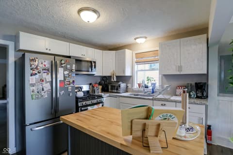 Photo of 435 N Bancroft Street, Indianapolis, IN