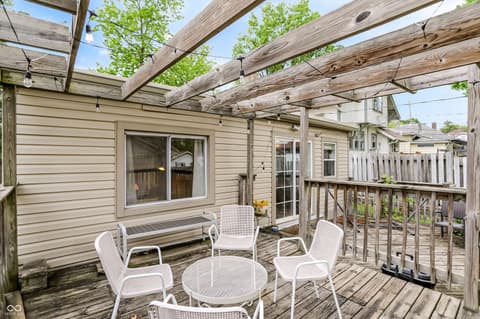 Photo of 435 N Bancroft Street, Indianapolis, IN