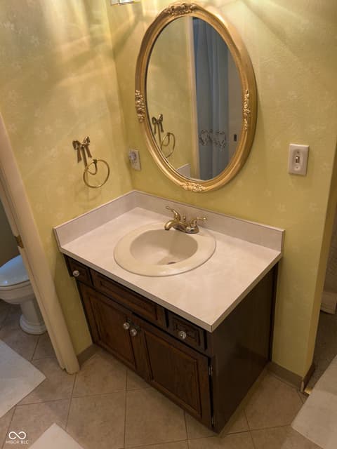 Photo of 120 Chitwood Drive, Anderson, IN