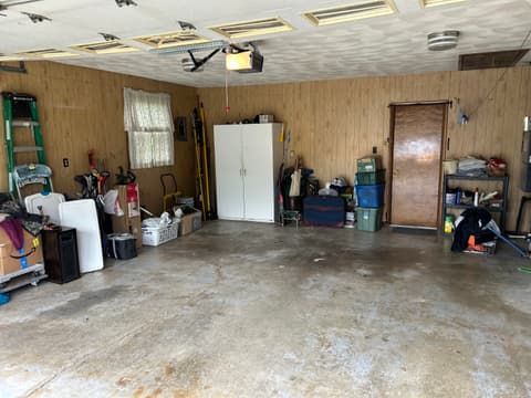Photo of 120 Chitwood Drive, Anderson, IN