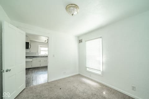 Photo of 1433 W 5th Street, Anderson, IN