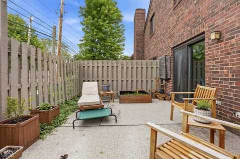 Photo of 339 E Saint Clair Street, Indianapolis, IN