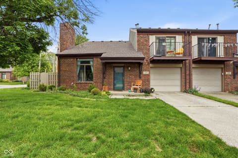 Photo of 339 E Saint Clair Street, Indianapolis, IN