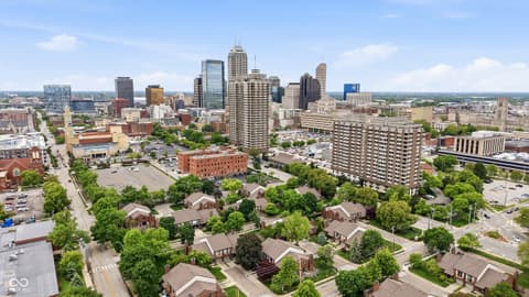 Photo of 339 E Saint Clair Street, Indianapolis, IN