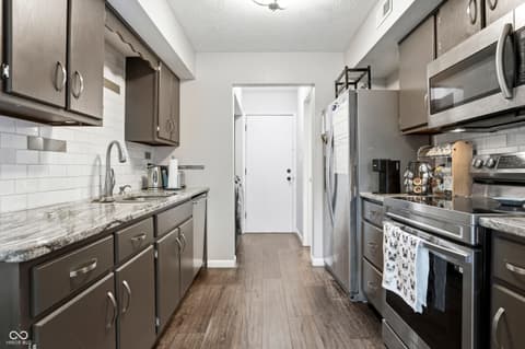 Photo of 339 E Saint Clair Street, Indianapolis, IN