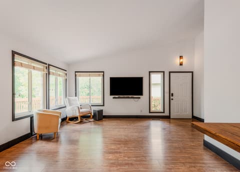 Photo of 4061 Shields Drive, Columbus, IN