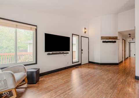 Photo of 4061 Shields Drive, Columbus, IN